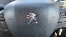 Peugeot 2008 1.2 PureTech 110 Allure 5dr Petrol Estate